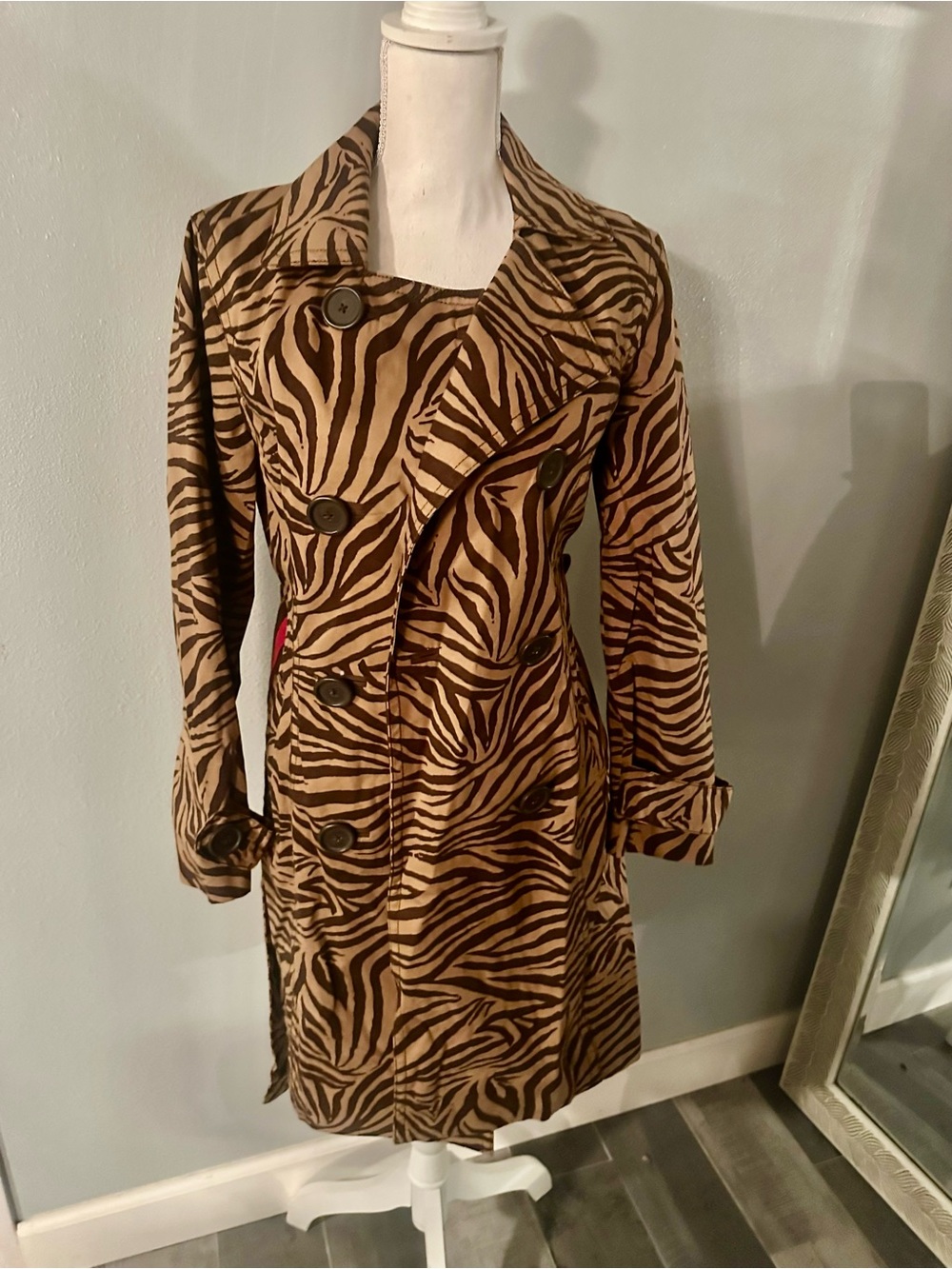 Women's Zebra Print Trench Coat with Pink Belt Accent - Picture 12 of 13